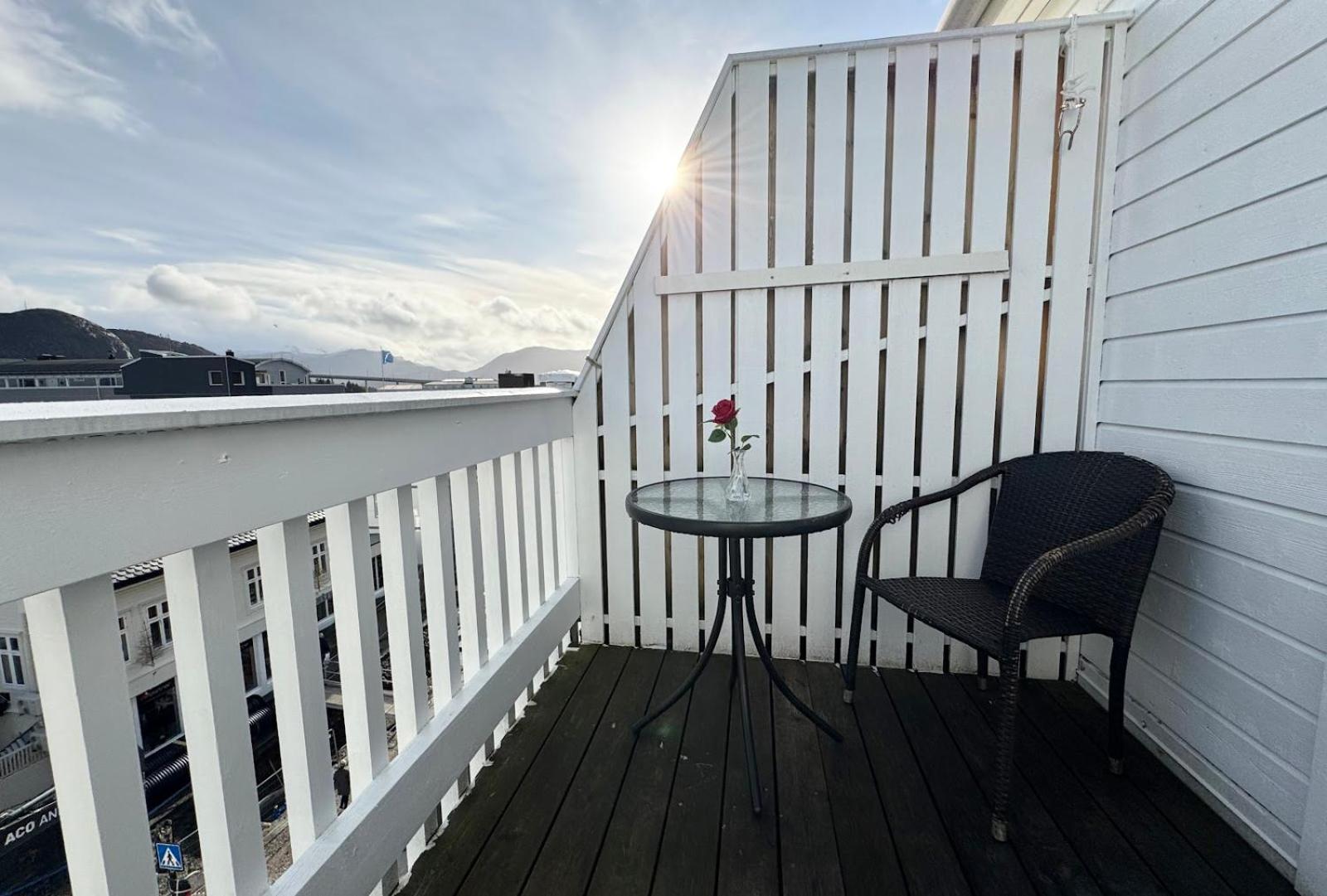 Jibben Hotell Maloy Exterior foto